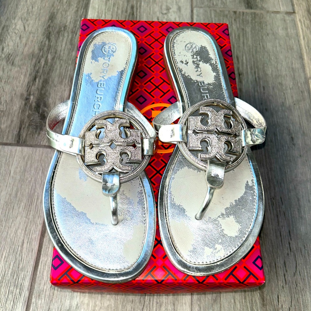 ✨🩶 Tory Burch Miller Sandals & Box Sz 10 SPARKLY Metallic Silver 🩶💫
